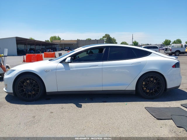 Tesla Model S 70d/85d/p85d 2015 5YJSA1H2XFF085196 Image 13