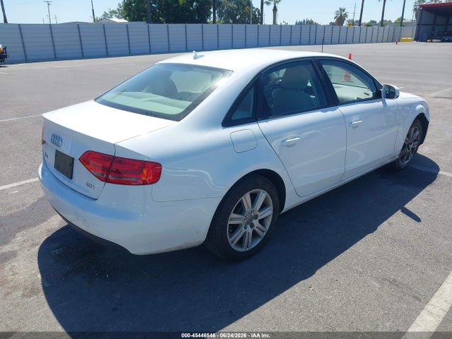 45446546 :رقم المزاد ، WAUAFAFLXBN047551 vin ، 2011 Audi A4 2.0t Premium مزاد بيع