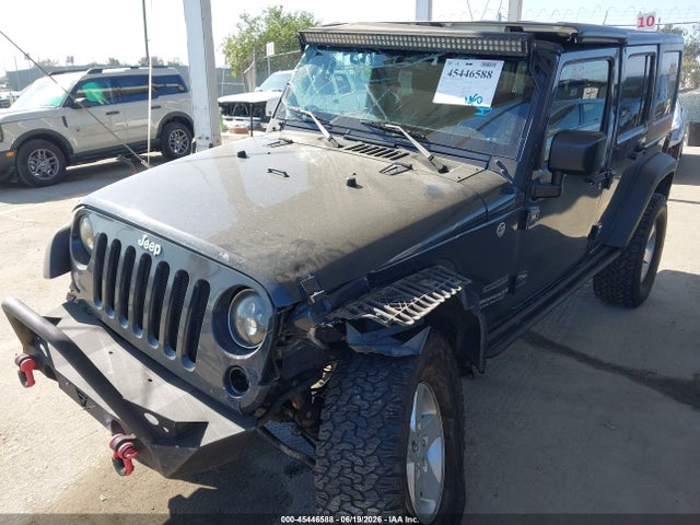 1C4BJWDG2HL581088 Jeep Wrangler Unlimited Sport