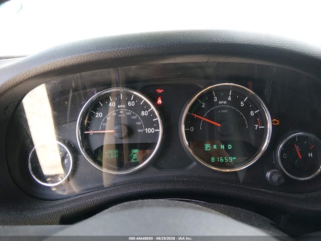 1C4BJWDG2HL581088 Jeep Wrangler Unlimited Sport