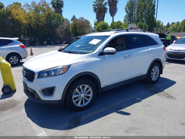 KIA Sorento 2.4l Lx 2018 5XYPGDA39JG406851 Image 2