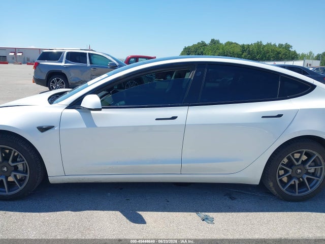 Продажа на аукционе авто 2023 Tesla Model 3 Rear-wheel Drive, vin: 5YJ3E1EAXPF576552, номер лота: 45446640