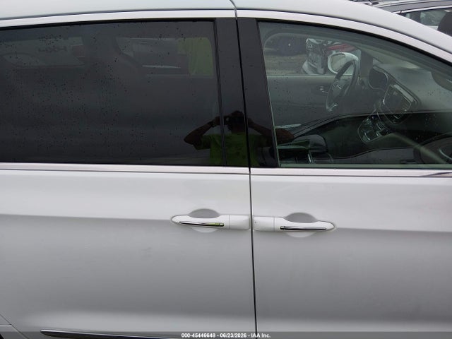 45446648 :رقم المزاد ، 2C4RC1BG3KR626018 vin ، 2019 Chrysler Pacifica Touring L مزاد بيع