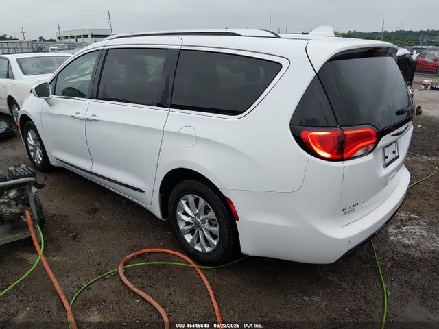 45446648 :رقم المزاد ، 2C4RC1BG3KR626018 vin ، 2019 Chrysler Pacifica Touring L مزاد بيع