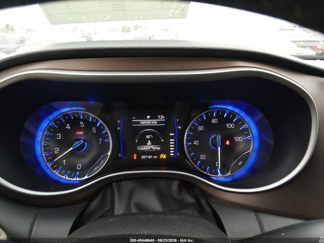 45446648 :رقم المزاد ، 2C4RC1BG3KR626018 vin ، 2019 Chrysler Pacifica Touring L مزاد بيع