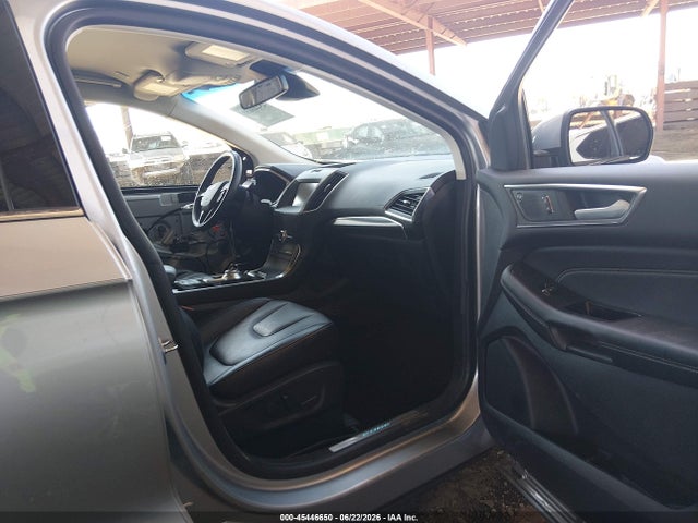 2FMPK3K95LBA43687 Ford Edge Titanium
