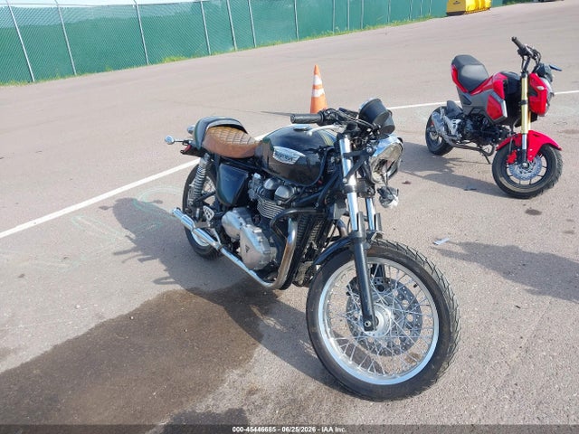 45446685 :رقم المزاد ، SMT920K1XET641414 vin ، 2014 Triumph Motorcycle Thruxton مزاد بيع