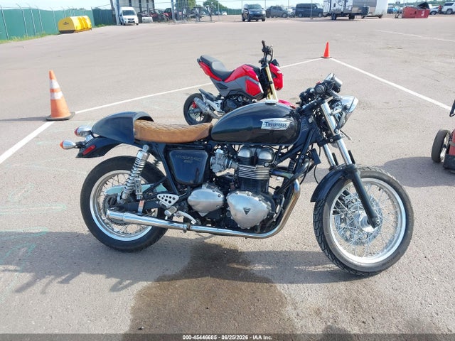 45446685 :رقم المزاد ، SMT920K1XET641414 vin ، 2014 Triumph Motorcycle Thruxton مزاد بيع