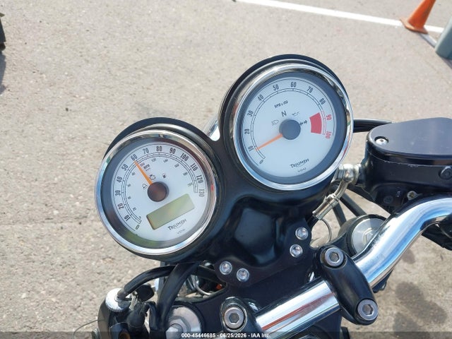 45446685 :رقم المزاد ، SMT920K1XET641414 vin ، 2014 Triumph Motorcycle Thruxton مزاد بيع