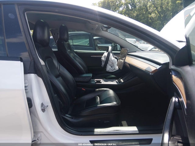 Продаж на аукціоні авто 2021 Tesla Model 3 Standard Range Plus Rear-wheel Drive, vin: 5YJ3E1EA7MF073542, номер лоту: 45446694