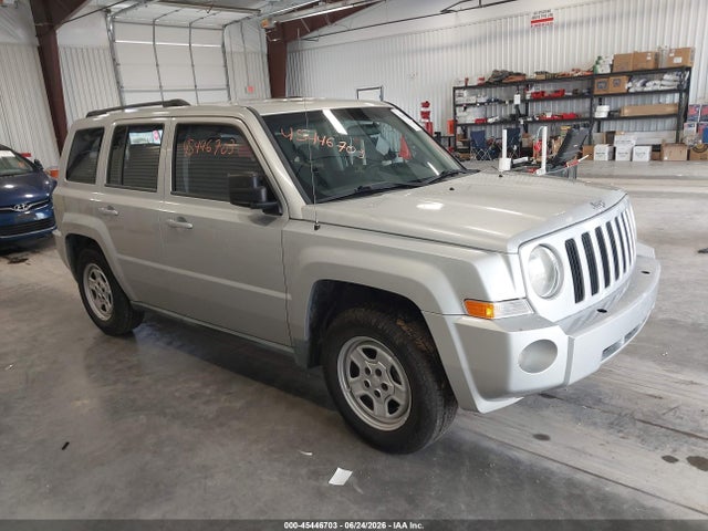2010 Jeep Patriot Sport მანქანა იყიდება აუქციონზე, vin: 1J4NF2GB8AD530700, აუქციონის ნომერი: 45446703