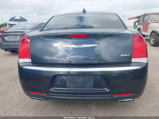 45446708 :رقم المزاد ، 2C3CCAAG9GH141911 vin ، 2016 Chrysler 300 Limited مزاد بيع