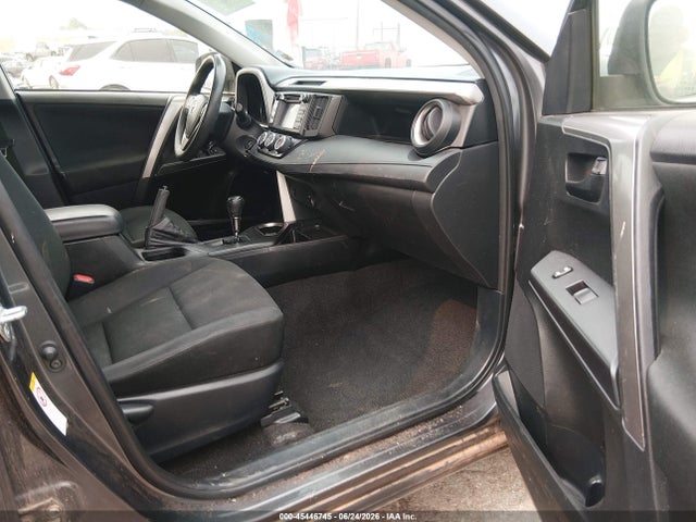 45446745 :رقم المزاد ، JTMBFREV7JJ209148 vin ، 2018 Toyota Rav4 Le مزاد بيع