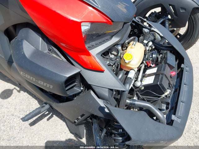 Can-Am Ryker 2021 3JB2FEG2XMJ000946 Image 8