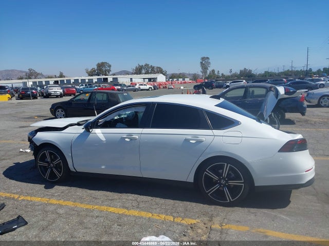 1HGCY2F50PA033932 Honda Accord Hybrid Sport