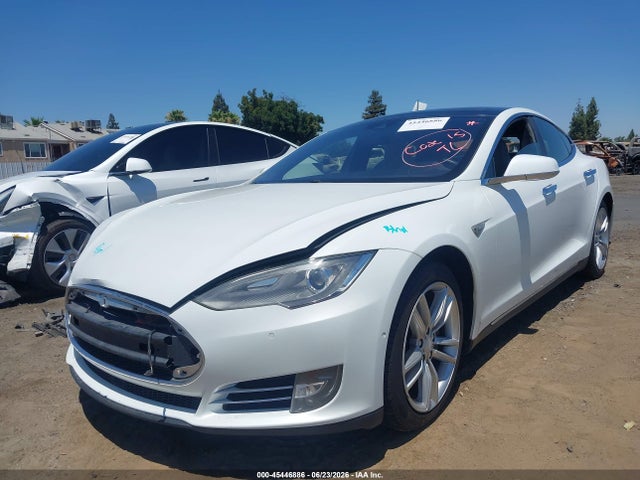 Tesla Model S 70d/85d/p85d 2015 5YJSA1V20FF099936 Image 2