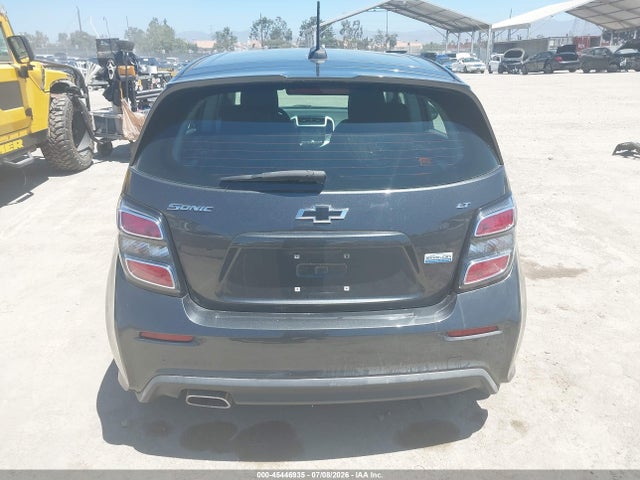 Chevrolet Sonic Lt Auto 2018 1G1JD6SH1J4104014 Image 16