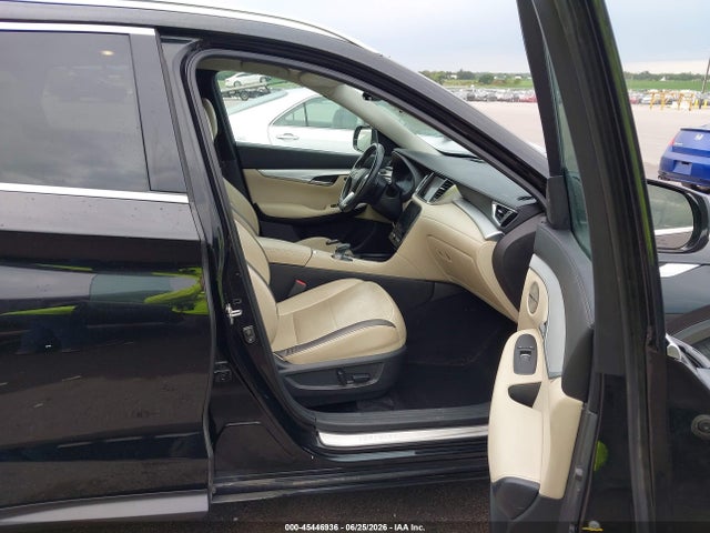 45446936 :رقم المزاد ، 3PCAJ5CB6MF101904 vin ، 2021 Infiniti Qx50 Sensory Awd مزاد بيع
