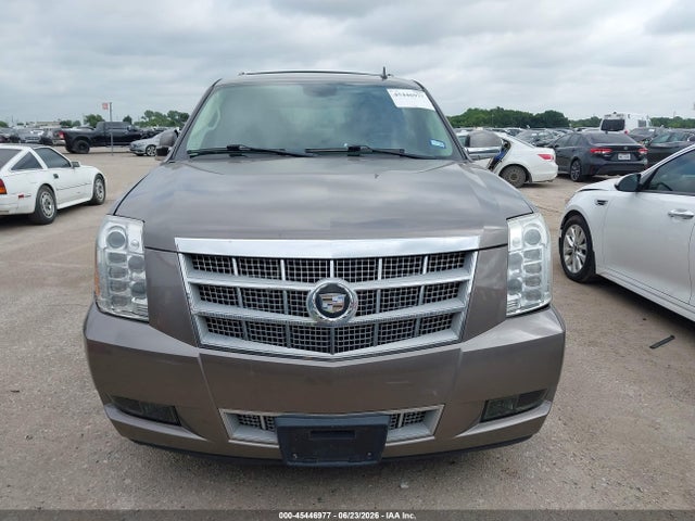 2011 Cadillac Escalade Platinum Edition მანქანა იყიდება აუქციონზე, vin: 1GYS3DEF1BR149403, აუქციონის ნომერი: 45446977