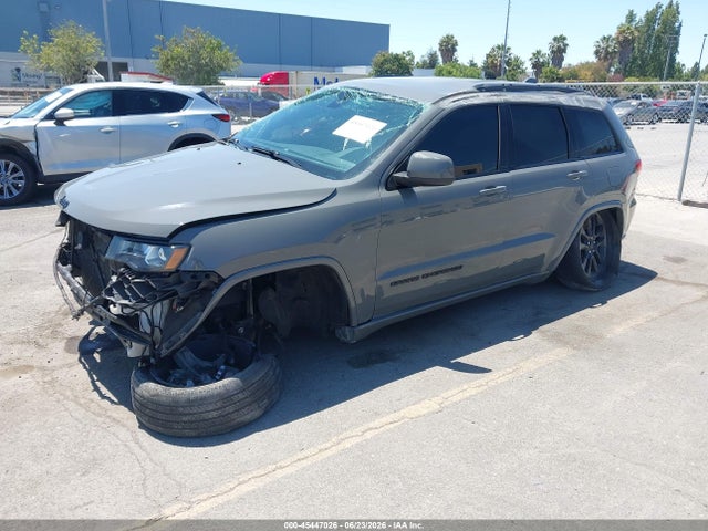1C4RJEAG9KC819880 Jeep Grand Cherokee Altitude 4x2