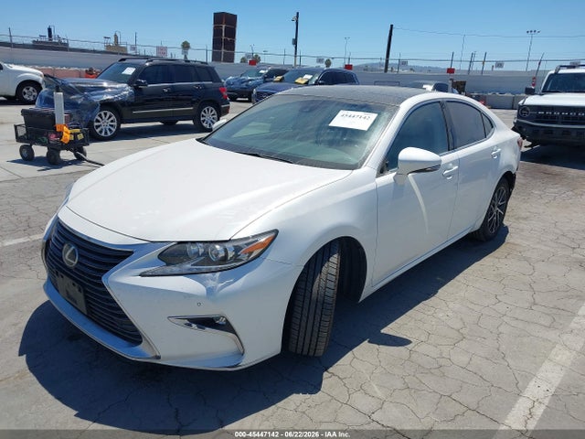 Lexus ES 350 2017 58ABK1GG0HU067699 Image 2