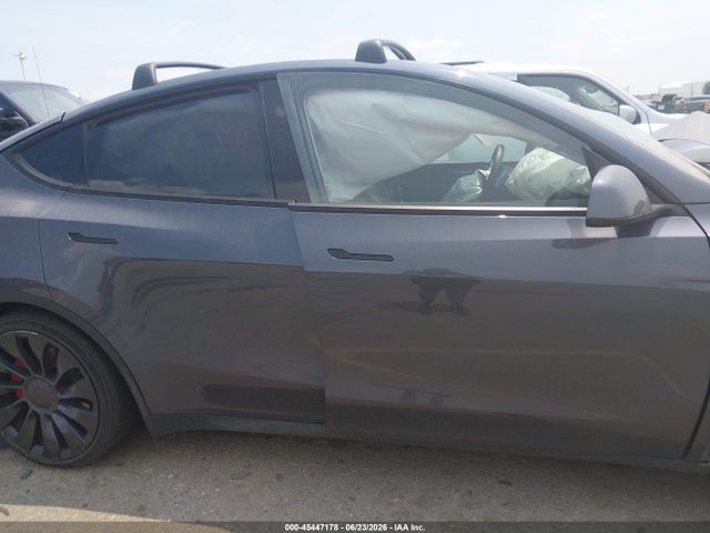 45447178 :رقم المزاد ، 7SAYGDEF5PF880338 vin ، 2023 Tesla Model Y Performance Dual Motor All-wheel Drive مزاد بيع