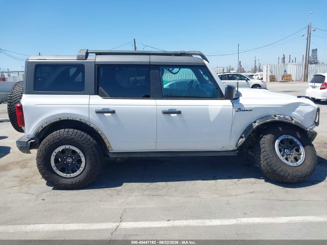 2022 Ford Bronco Black Diamond მანქანა იყიდება აუქციონზე, vin: 1FMEE5DP2NLB37504, აუქციონის ნომერი: 45447192