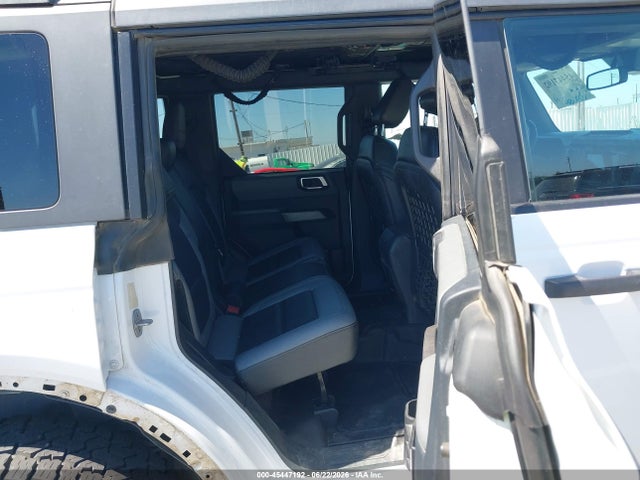 2022 Ford Bronco Black Diamond მანქანა იყიდება აუქციონზე, vin: 1FMEE5DP2NLB37504, აუქციონის ნომერი: 45447192