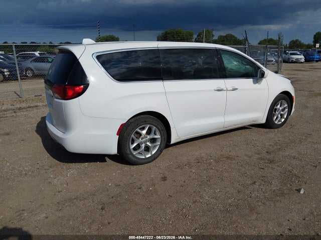 Продажа на аукционе авто 2018 Chrysler Pacifica Touring Plus, vin: 2C4RC1FG7JR125755, номер лота: 45447222