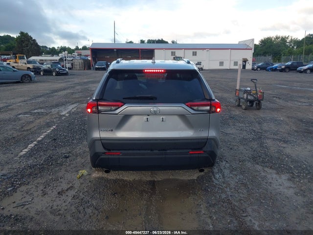 Toyota RAV4 LE 2019 2T3H1RFV1KW020599 Image 16