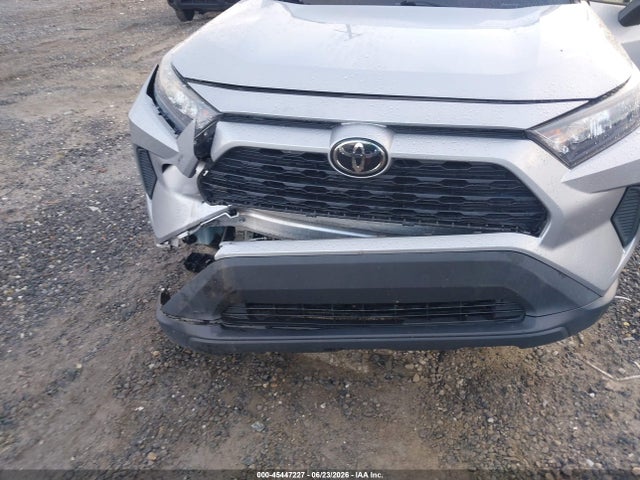 Toyota RAV4 LE 2019 2T3H1RFV1KW020599 Image 6
