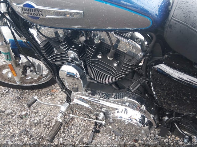 Harley-Davidson Xl1200 C 2017 1HD1CT314HC437610 Image 9