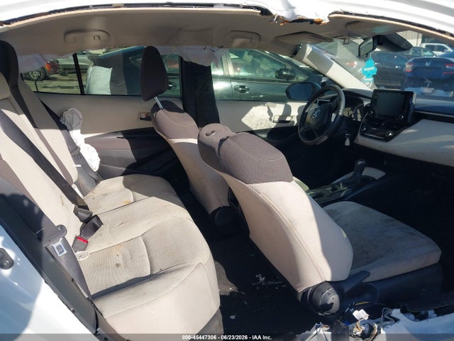 45447306 :رقم المزاد ، JTDEPMAE1NJ205265 vin ، 2022 Toyota Corolla Le مزاد بيع