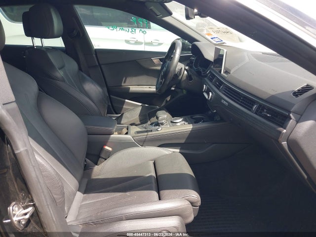 2019 Audi A5 45 Premium მანქანა იყიდება აუქციონზე, vin: WAUENCF57KA100375, აუქციონის ნომერი: 45447313