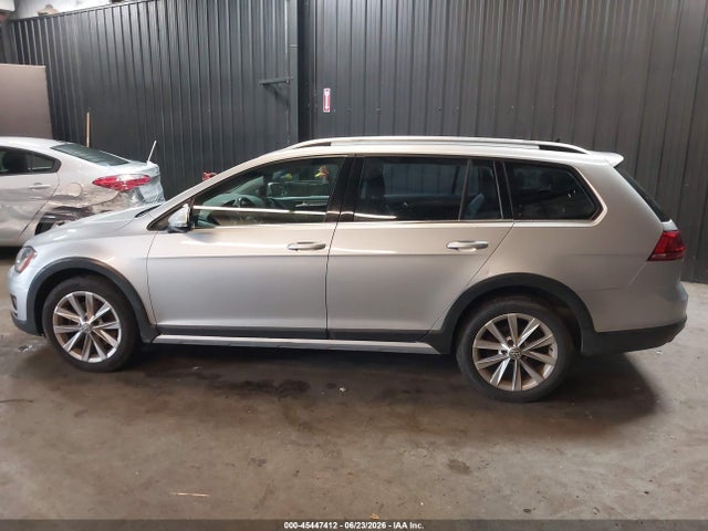 2017 Volkswagen Golf Alltrack Tsi S/tsi Se/tsi Sel მანქანა იყიდება აუქციონზე, vin: 3VWH17AU8HM511388, აუქციონის ნომერი: 45447412