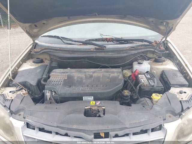 2005 Chrysler Pacifica Touring მანქანა იყიდება აუქციონზე, vin: 2C8GF68455R261174, აუქციონის ნომერი: 45447415