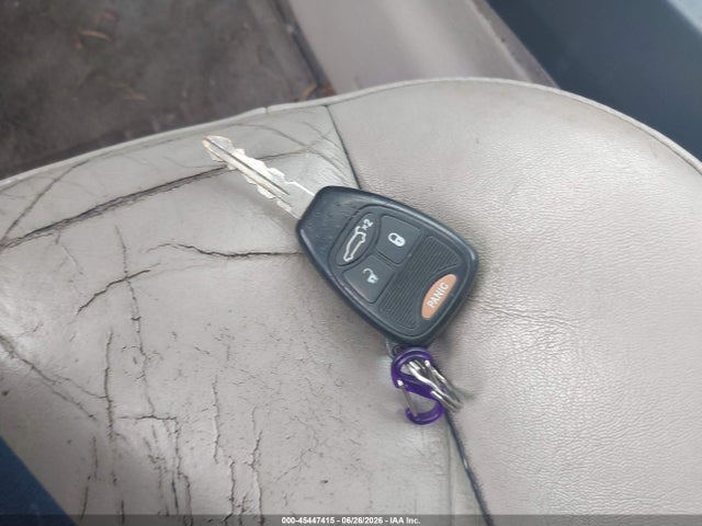2005 Chrysler Pacifica Touring მანქანა იყიდება აუქციონზე, vin: 2C8GF68455R261174, აუქციონის ნომერი: 45447415