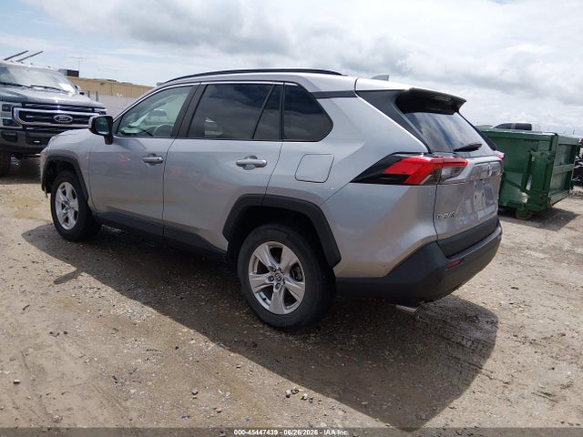Toyota Rav4 Xle 2021 2T3W1RFV2MC138818 Image 3