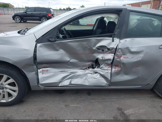2013 Mazda Mazda3 I Touring მანქანა იყიდება აუქციონზე, vin: JM1BL1L79D1722257, აუქციონის ნომერი: 45447446