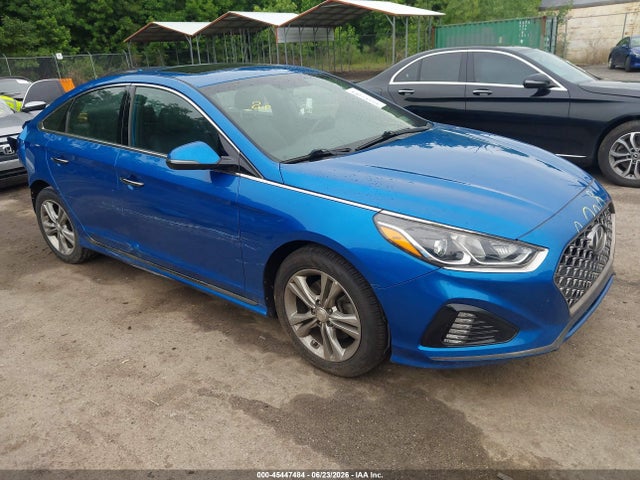 2018 Hyundai Sonata Sport მანქანა იყიდება აუქციონზე, vin: 5NPE34AF3JH627707, აუქციონის ნომერი: 45447484