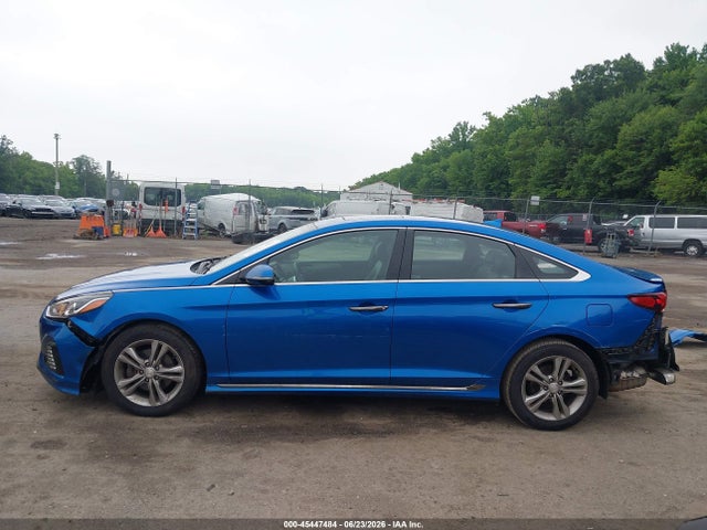 2018 Hyundai Sonata Sport მანქანა იყიდება აუქციონზე, vin: 5NPE34AF3JH627707, აუქციონის ნომერი: 45447484
