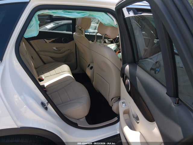 Продажа на аукционе авто 2022 Mercedes-benz Glc 300 Suv, vin: W1N0G8DB0NG052726, номер лота: 45447524