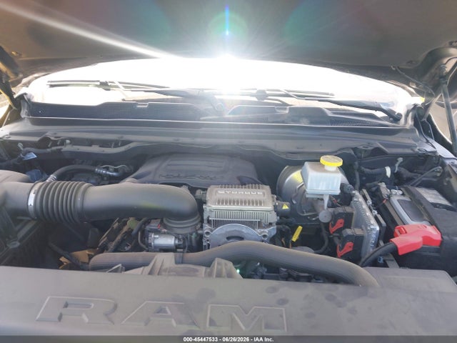 1C6SRFJT6NN221291 RAM 1500 Laramie 4x4 5&#039;7 Box