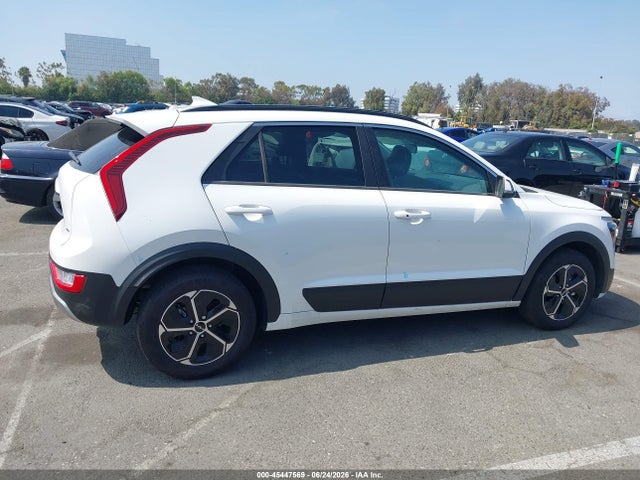 KNDCR3LE0S5307153 KIA NIRO EX