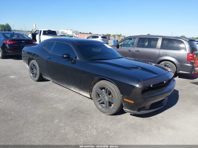 45447593 :رقم المزاد ، 2C3CDZAGXGH217499 vin ، 2016 Dodge Challenger Sxt مزاد بيع