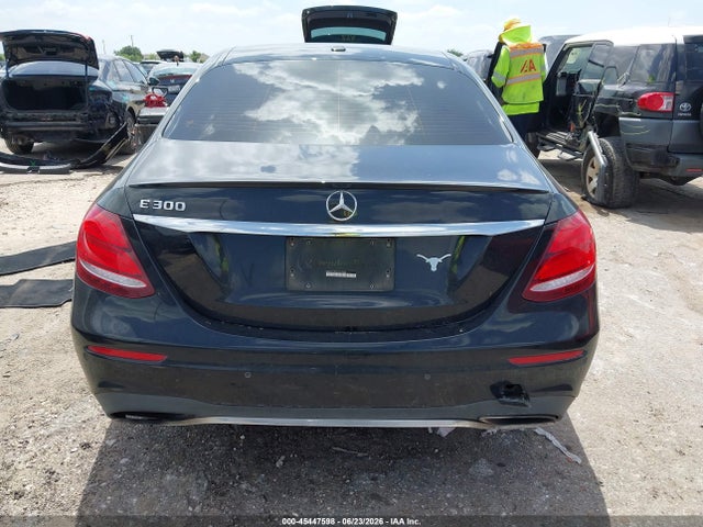 Продаж на аукціоні авто 2017 Mercedes-benz E 300, vin: WDDZF4JB5HA039580, номер лоту: 45447598