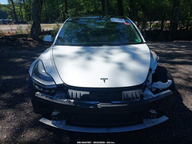 2022 Tesla Model 3 Long Range Dual Motor All-wheel Drive მანქანა იყიდება აუქციონზე, vin: 5YJ3E1EB9NF112836, აუქციონის ნომერი: 45447607
