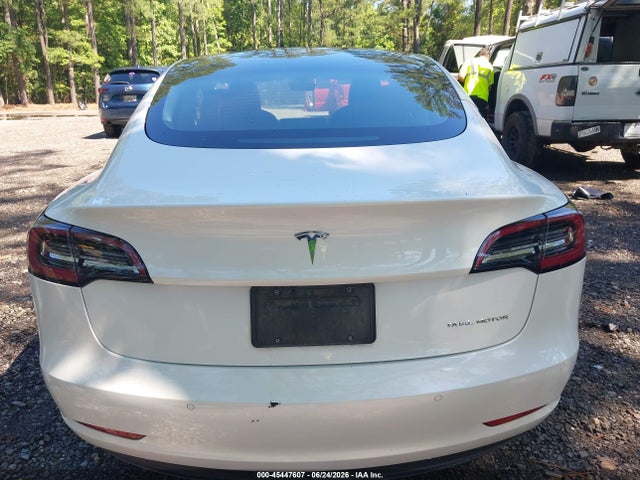 2022 Tesla Model 3 Long Range Dual Motor All-wheel Drive მანქანა იყიდება აუქციონზე, vin: 5YJ3E1EB9NF112836, აუქციონის ნომერი: 45447607