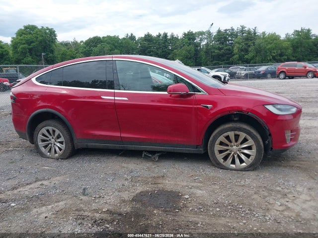 Tesla Model X 100d/75d/p100d 2018 5YJXCAE27JF091566 Image 11