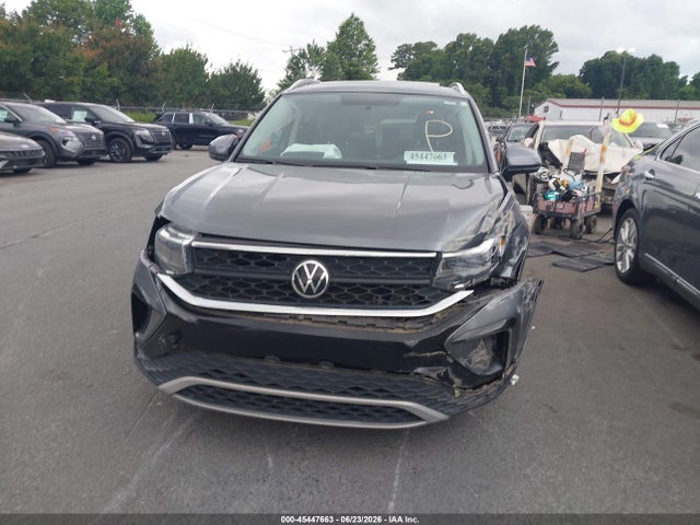 2022 Volkswagen Taos 1.5t Se მანქანა იყიდება აუქციონზე, vin: 3VVTX7B26NM058930, აუქციონის ნომერი: 45447663